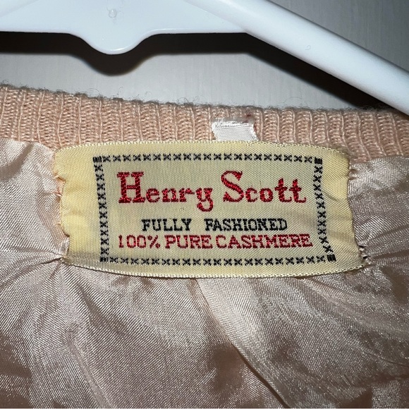 Vintage Cashmere Cardigan - Picture 4 of 5